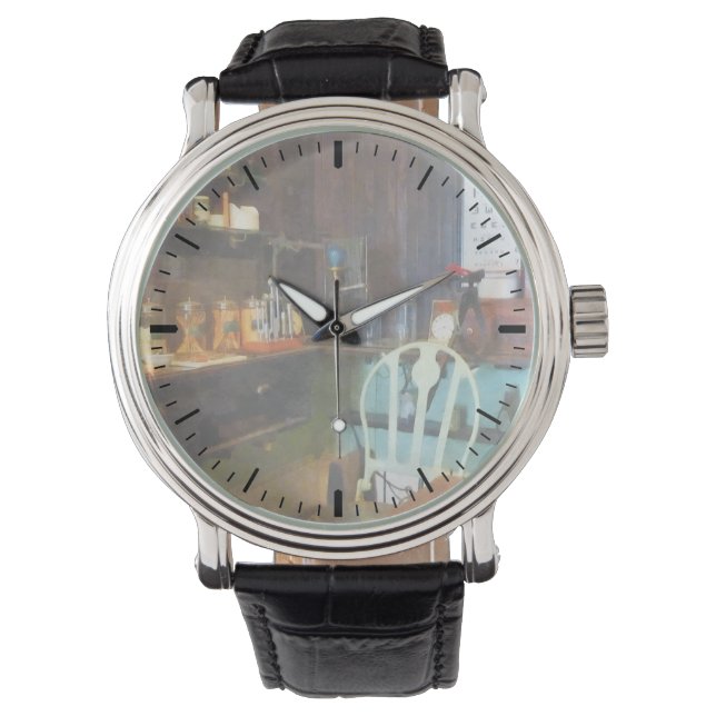 Montre Bureau des pédiatres (devant)