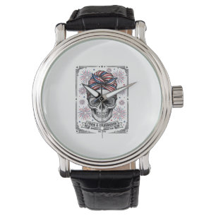 Montre Chemise de gravure vintage de crâne de feux d'arti