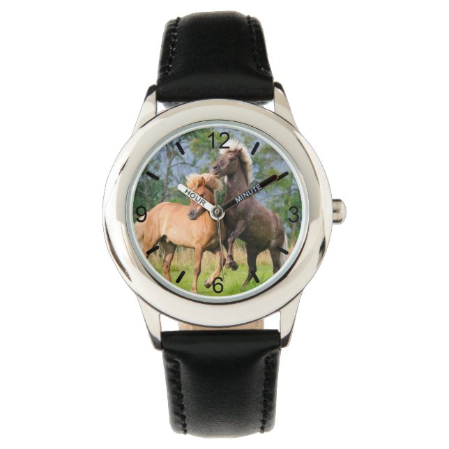 Montre Chevaux islandais Drôle Jouer à l'éducation - plaq (devant)