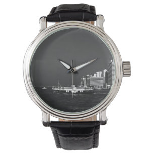 Montre Chine vintage Hong Kong gratte-ciel mer