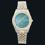 Montre Ciseaux et monogramme turquoises<br><div class="desc">Cette montre présente votre monogramme et une paire de ciseaux contre un arrière - plan vert turquoise,  avec des chiffres romains de couleur or. Il est parfait pour un coiffeur,  coiffeur,  tailleur,  etc.</div>