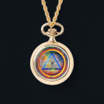 Montre Collier Pendentif L'Œil de la Providence<br><div class="desc">La Lentille de la Providence est l'anneau circulaire d'énergie lumineuse à travers lequel l'œil de Dieu veille sur toute la création. Basé sur l'iconographie traditionnelle ancienne, il demeure intemporel en tant que symbole de l'omnipotence encadré dans le triangle équilatéral du pouvoir, de la sagesse et de la compassion. Composez votre...</div>