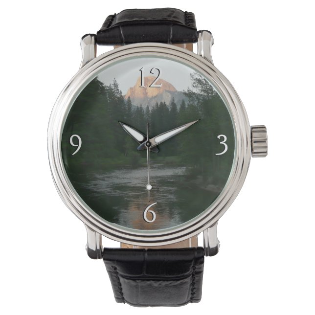 Montre Coucher de soleil à moitié dôme dans le parc natio (devant)