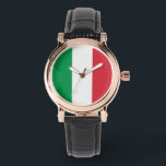 Montre Couleurs de l'Italie Drapeau.<br><div class="desc">Wikipedia : "Le drapeau de l'Italie est un tricolore avec trois pâtés verticaux de taille égale de vert, blanc et rouge, avec le vert sur le côté du treuil. Sa forme actuelle est en vigueur depuis le 18 juin 1946 et a été officiellement adoptée le 1er janvier 1948." Disponible ici...</div>