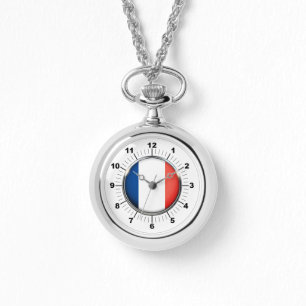 Montre d'argent au pavillon français féminin