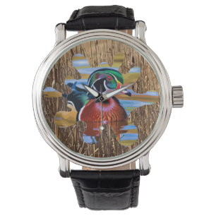 Montre de canard à bois, Chasseur de canard