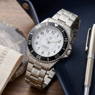 Montre de plongée en acier argenté avec couronne c