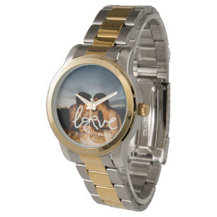 Montre de typographie à arc moderne pour couple av