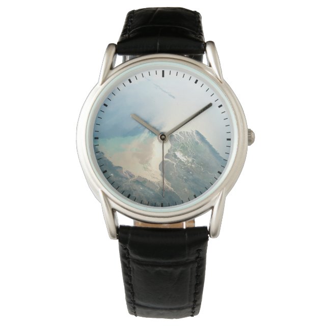 Montre Delta De La Rivière Irrawaddy En Birmanie (Myanmar (devant)