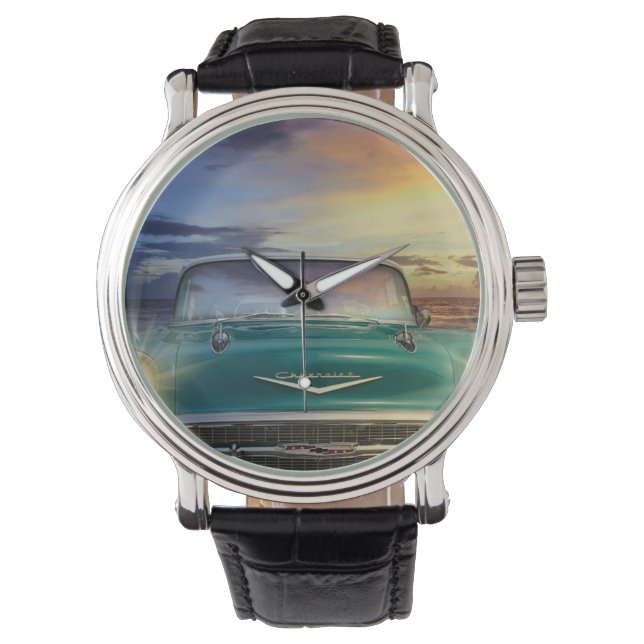 MONTRE DES HOMMES DE VOITURE CLASSIQUE (devant)