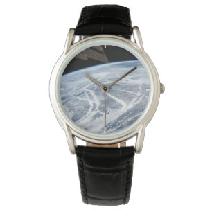 Montre Des Motifs Nuageux Au Sud Des Îles Aléoutiennes.