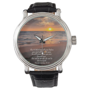 Montre Deutéronome 31:8 Océan chrétien avec coucher de so