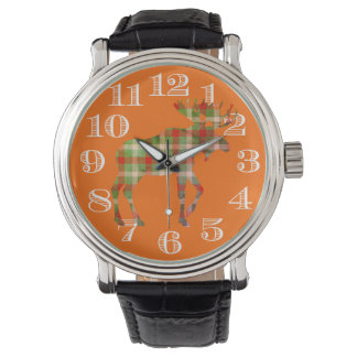 Montre d'orignal plaid par Leslie Harlow