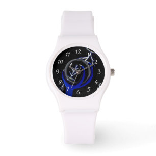 Montre Dragon tient une balle de cristal pour voir la fou