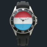Montre Drapeau du Luxembourg<br><div class="desc">Ce dessin présente le drapeau national du Luxembourg (officiellement le Grand-Duché de Luxembourg), un pays enclavé d'Europe occidentale. Elle est bordée par la Belgique à l'ouest et au nord, l'Allemagne à l'est et la France au sud. La capitale du Luxembourg est Luxembourg City, qui est l'une des quatre capitales officielles...</div>