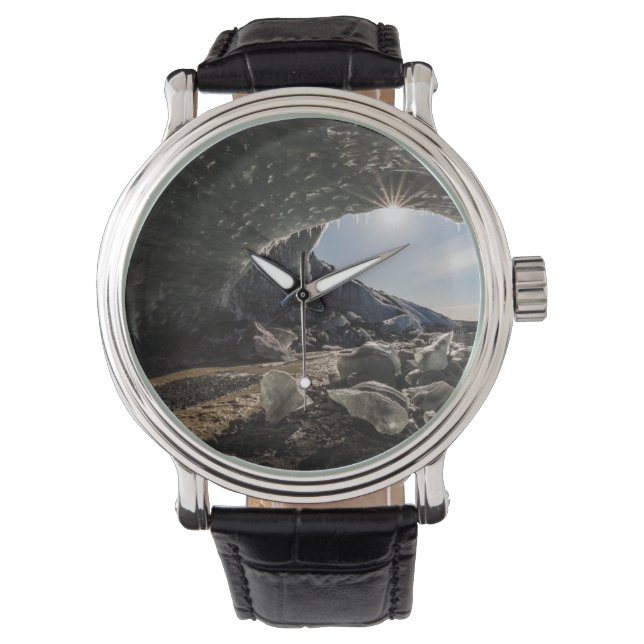 Montre Éclaircissement à l'entrée de la grotte de glace (devant)