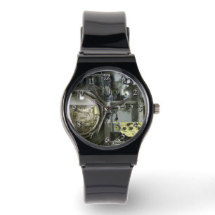 Montre écoutille sur un ancien sous-marin rétro