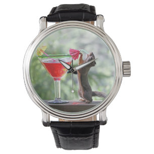 Montre Écureuil buvant un cocktail à l'heure heureuse