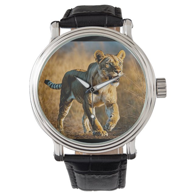 Montre Embuscade de la lionne tachetée aux crocs de sabre (devant)