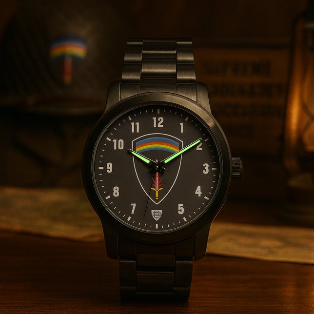 Montre en acier inoxydable noir Hommage à SHAEF (SHAEF Tribute Black Stainless Steel Watch Mockup)