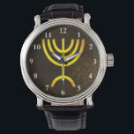 Montre Flamme de Menorah<br><div class="desc">Un rendu numérique de la menorah juive à sept branches (hébreu : מְ וֹ נ רָ ‎). La menorah à sept branches, utilisée dans le sanctuaire portatif mis en place par Moïse dans le désert et plus tard dans le Temple de Jérusalem, est un symbole du judaïsme depuis des temps...</div>