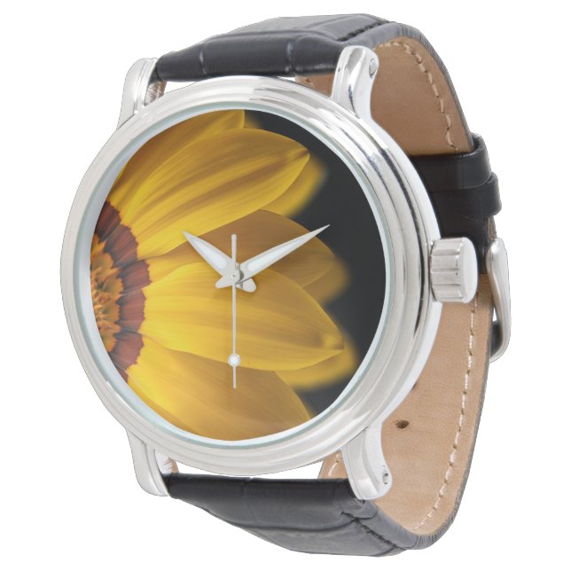 Montre Fleur jaune sur arrière - plan noir (Incliné)