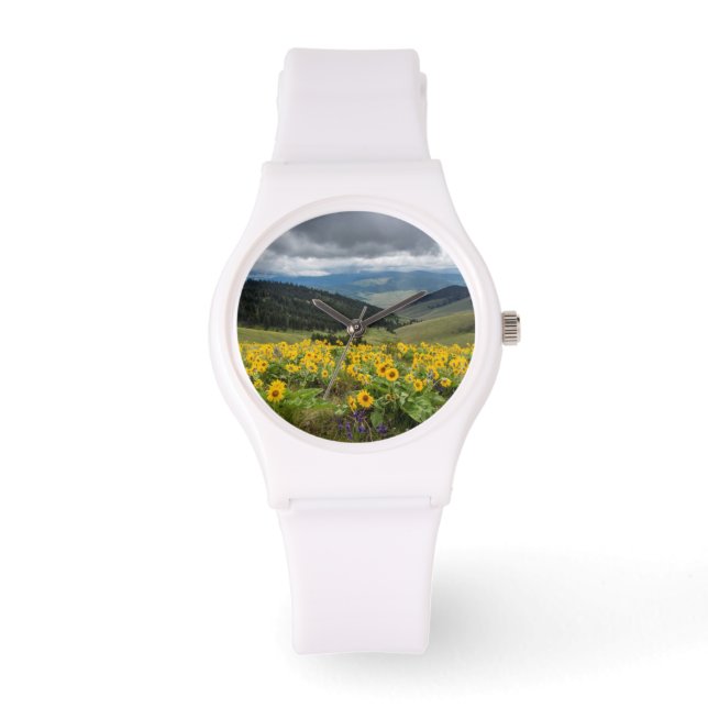 Montre Fleurs sauvages printanières dans les collines (Recto)