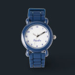 Montre Garçons Cool Moderne Bleu Design Personnalisé Nom<br><div class="desc">Faites de chaque instant spécial avec notre guetteur de nom personnalisé pour enfants! Ce garde-temps personnalisé est parfait pour les enfants de tous âges, avec leur nom imprimé audacieusement sur le visage de la montre. Disponible dans des couleurs vives et des designs amusants, cette montre permet d'apprendre à raconter l'heure...</div>