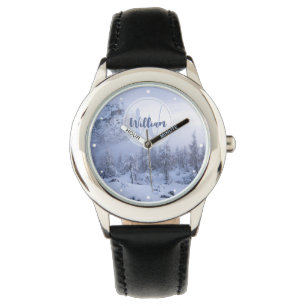 Montre Hiver merveilleux brouillard épinette forêt neige 