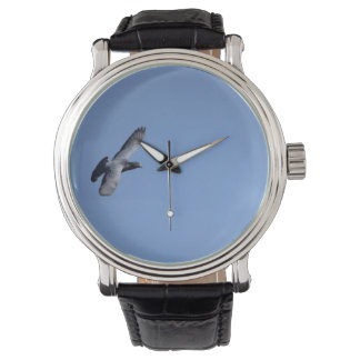 Montre Hommage Pigeon en vol