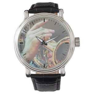 Montre Homme jouant à la trompette