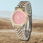 Montre Jaune violet de néon À damiers damier Vintage<br><div class="desc">Tableau de contrôle vintage Neon Purple et Jaune À damiers</div>