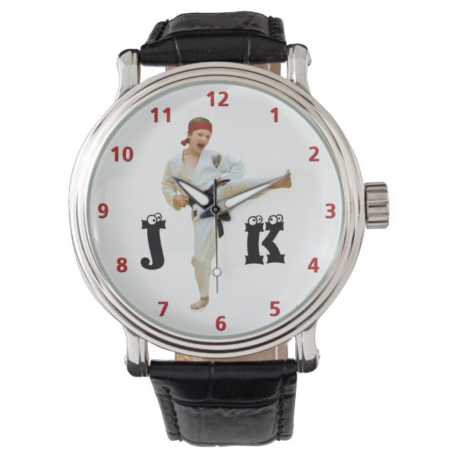 Montre Karate Kicking ceinture noire Personnaliser Monogr (devant)