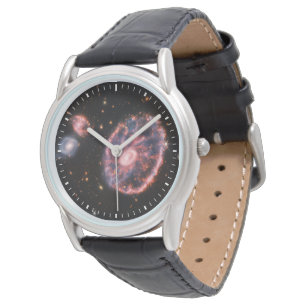 Montre La Galaxie Cartwheel Et Ses Galaxies Compagnons.
