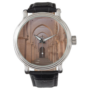 Montre La mosquée de Tin Mal aujourd'hui en ruine et part
