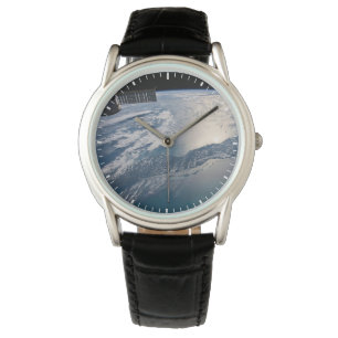 Montre La Station Spce Internationale Au-Dessus De L'Atla