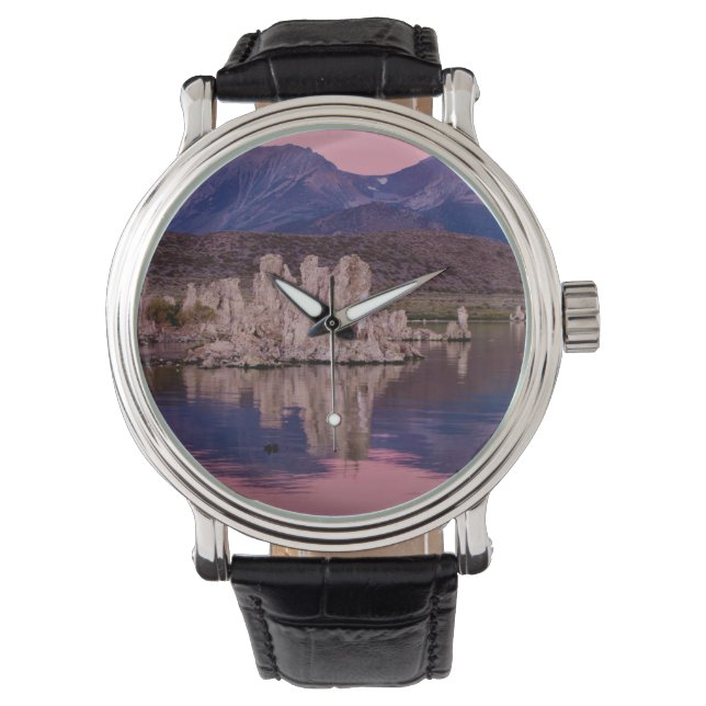 Montre Lac Mono spectaculaire dans l'ombre (devant)