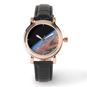 Montre L'Afrique Du Nord Et Le Vaste Désert Libyen.