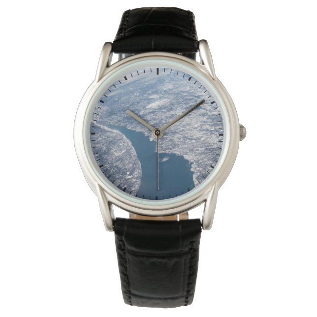Montre Le Cratère Manicouagan Et Le Saint-Laurent (devant)