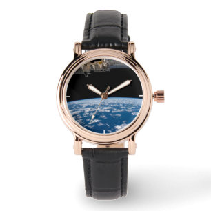 Montre Le membre de la Terre, ou l'horizon