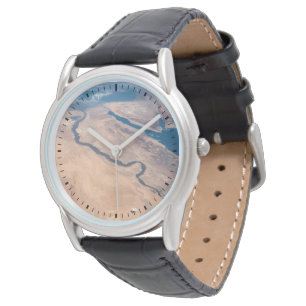 Montre Le Nil, La Mer Rouge Et La Mer Méditerranée.