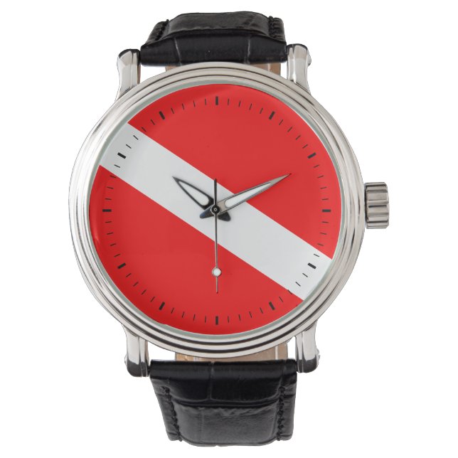 Montre Le plongeur diminuent vers le bas (devant)