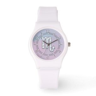 Montre Le Scorpion signent dedans le cadran nacré de
