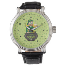 Leprechaun de dessin dans une casserole d'or tenan