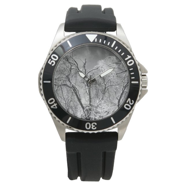 Montre les arbres portent l'hiver (devant)
