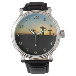 Montre Les croix de crucifixion au coucher du soleil