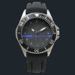 Montre Ligne Bleue Mince Nom personnalisé Bande<br><div class="desc">Vous faites partie de la confrérie et de la confrérie pour servir et protéger. Célébrez cet honneur avec cette montre personnalisable qui met votre nom en bleu le long de la fine ligne bleue continue qui court au centre de la montre. Note : Vous pouvez appuyer sur le bouton personnaliser...</div>