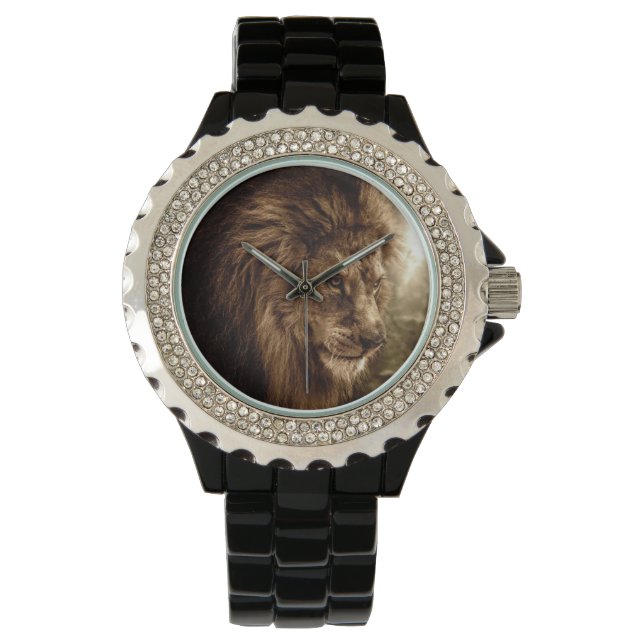 Montre Lion contre ciel orageux (devant)