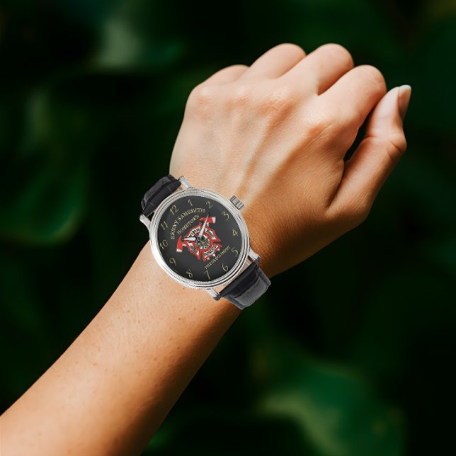 Montre Logo Du Service D'Incendie Insigne Or Et Rouge Ave (Créateur téléchargé)