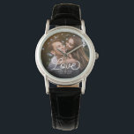 Montre LOVE Modern Calligraphy Simple Mariage photo<br><div class="desc">Gardien mariage moderne ou beau cadeau personnalisé pour mariée mariée ou la Saint Valentin présentant votre photo fiançailles préférée avec la calligraphie script moderne lire l'AMOUR sur vos noms personnalisés et dater sur un dégradé sombre pour faire la typographie se démarquer.</div>